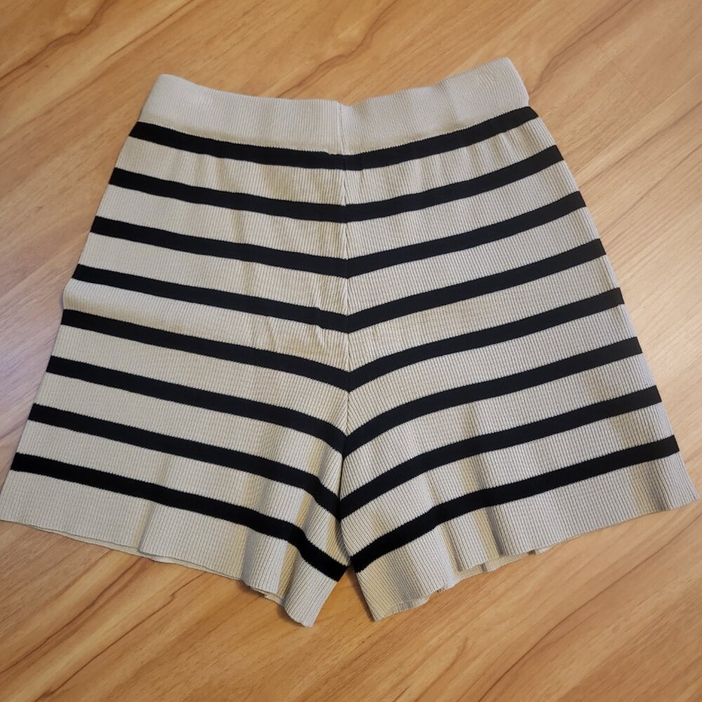 NWT Wishlist Knit Tap Shorts